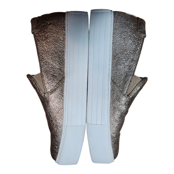 Kenneth Cole Alesy Gold Glittery Sneakers. Size 10.Pre-Owned in good condition - Picture 3 of 6